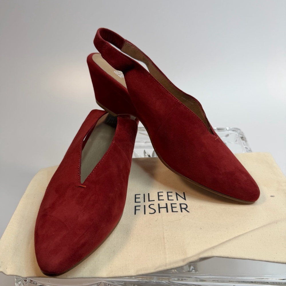 Eileen Fisher Gatwick-SU suede sling backs - red - size 7.5- new in box
